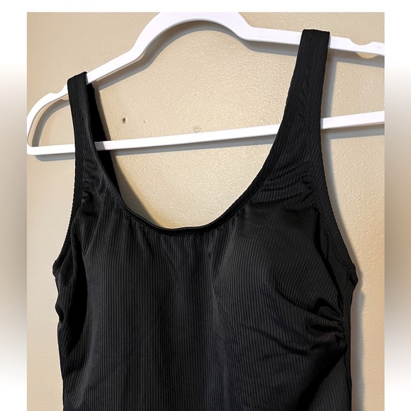 Hurley Ribbed One Piece Swimsuit NEW - Picture 5 of 12